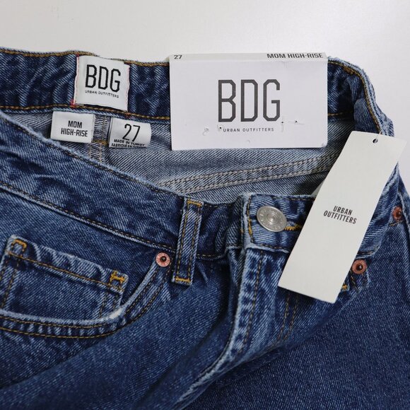 NWT BDG Urban Outfitters High-Waisted Mom Jean Rigid Denim Destroyed Medium Wash - Picture 5 of 10